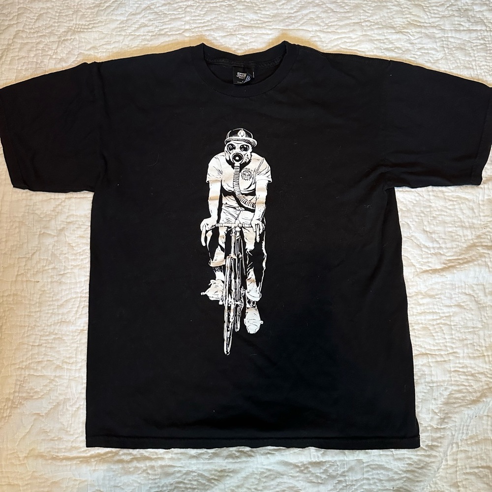 Obey Gas Masked Man Bike Rider Black Vintage Graphic Tee Shirt Medium